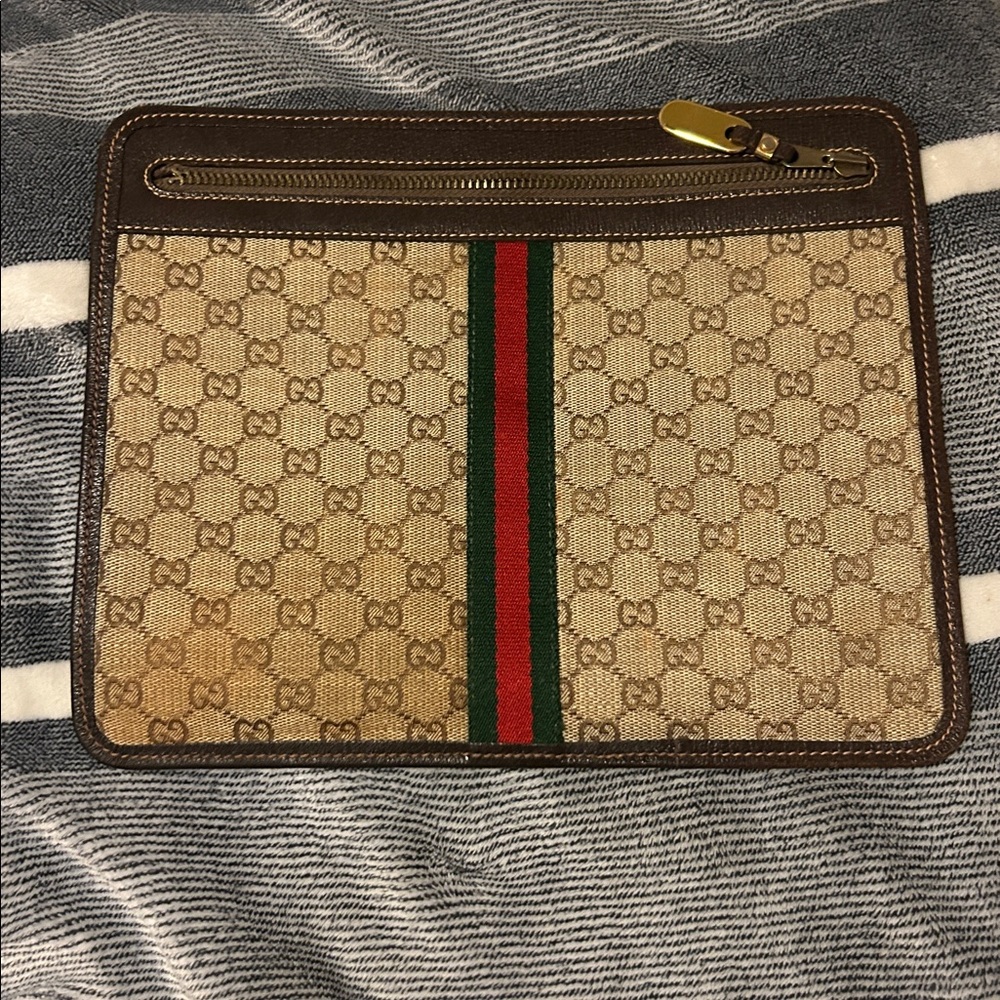 Gucci document holder